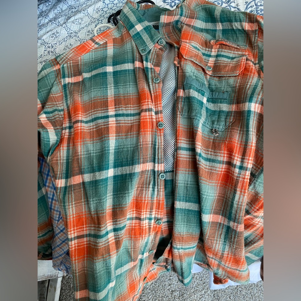 Columbia Men's Casual Plaid Shirt in Green and Orange